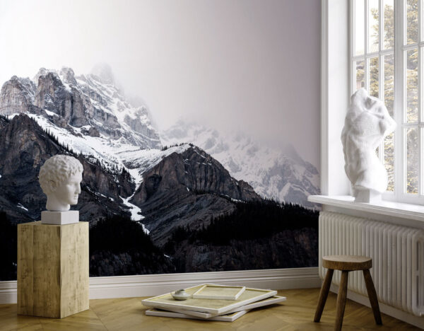 Montagna innevata con alberi Carta da parati Montagna innevata con alberi