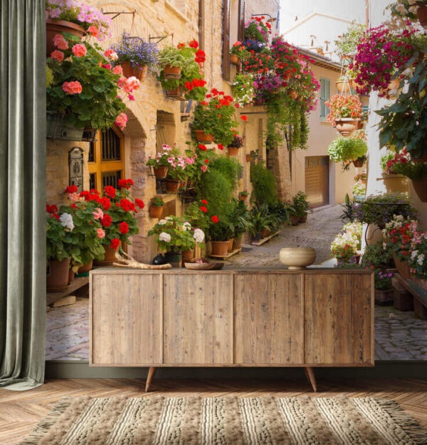Un vicolo incantevole con fiori vivaci Carta da parati Un vicolo incantevole con fiori vivaci