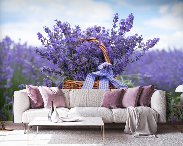 Cesto di lavanda in un campo Carta da parati Cesto di lavanda in un campo